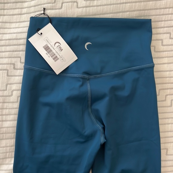 NWT Zyia Active Corsair Brilliant Mesh High Rise Crop Capri Leggings Teal Blue 4 - Picture 4 of 14